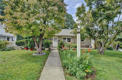 910 Mckinley St, Peekskill, NY 10566 photo 1
