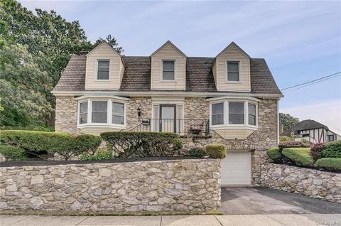 11 Arnold Rd, Poughkeepsie, NY 12601 photo 1