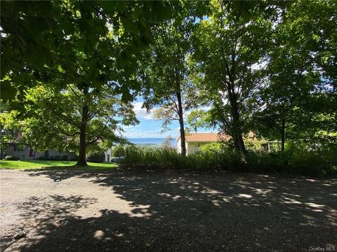 34 Mccarthy Dr, Ossining, NY 10562 photo 1