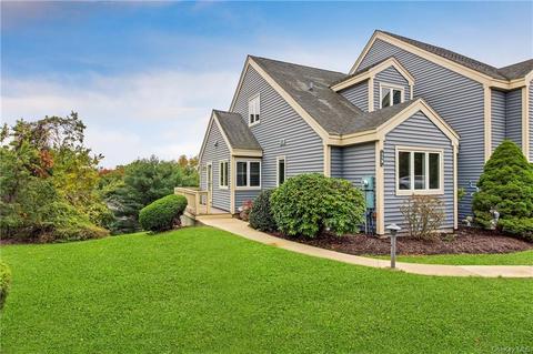 118 Fields Ln, Peekskill, NY 10566 photo 1