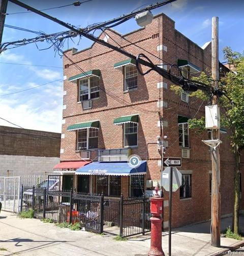 592 E 178th St, Bronx, NY 10457 photo 1