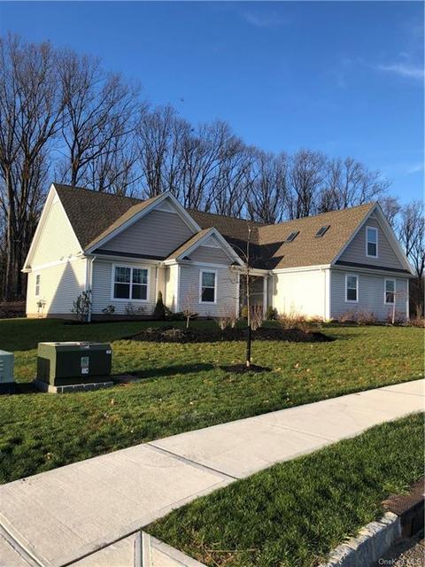 23 Knoll Crest Ct, Cornwall, NY 12518 photo 1