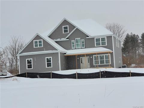 30 Longview Dr, Patterson, NY 12563 photo 1
