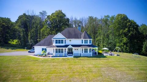 33 Hubbard Rd, Wallkill, NY 12721 photo 1