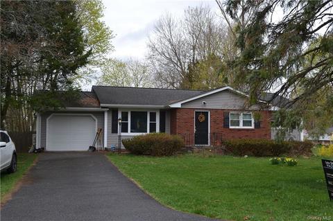 9 Apple Ln, Shawangunk, NY 12589 photo 1