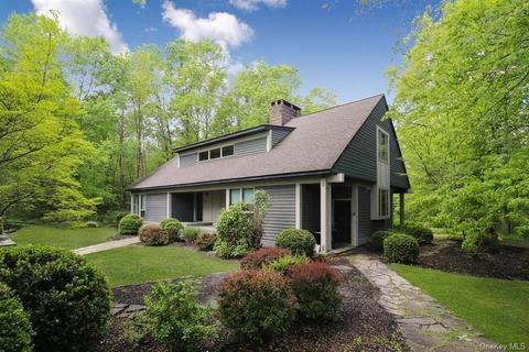 32 Saddleback Ridge Rd, Wallkill, NY 12589 photo 1