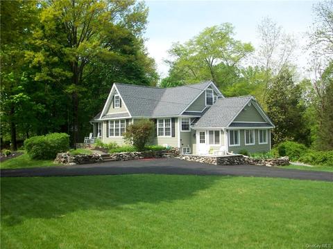 191 Cedar Ave, Poughkeepsie, NY 12603 photo 1