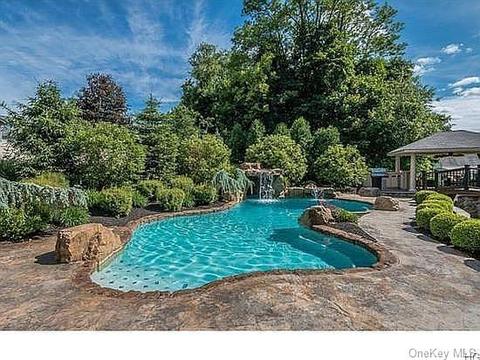 1 James St, Cornwall, NY 12518 photo 1