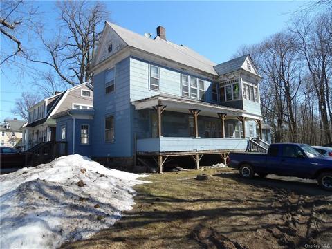 47 Saint John St, Thompson, NY 12701 photo 1