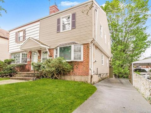 76-12 162nd St, Flushing, NY 11366 photo 1