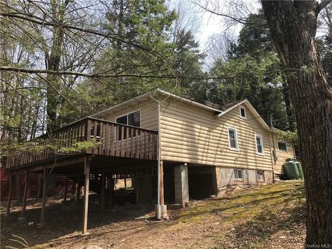 15 Monticello Homes For Sale Monticello Ny Real Estate Movoto