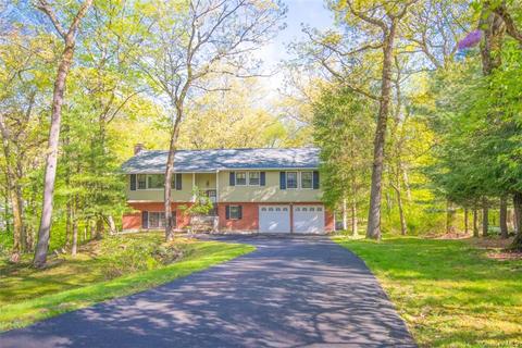 35 Buttonhook Rd, New Castle, NY 10514 photo 1