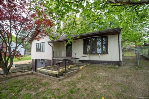46 Longview Ave, Poughkeepsie, NY 12603 photo 1