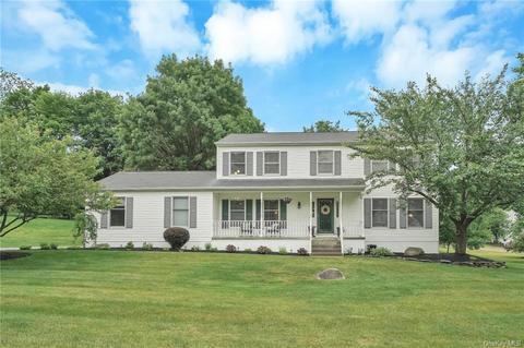 25 Hampton Pl, Cornwall, NY 12518 photo 1