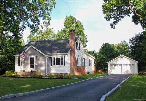 43 Maple St, Cornwall, NY 12518 photo 1