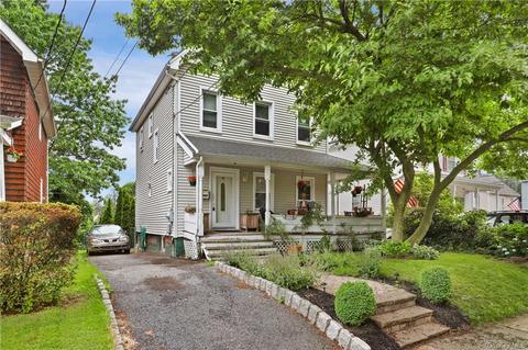 304 Walnut St, Peekskill, NY 10566 photo 1