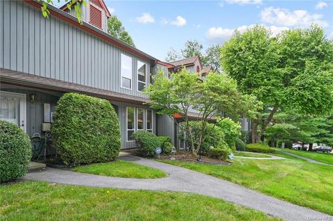 44 Bleakley Dr, Peekskill, NY 10566 photo 1