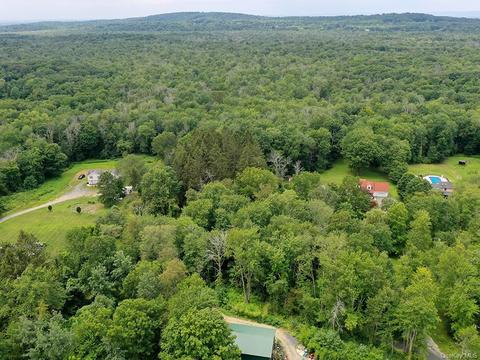 Quaker Street, Newburgh, NY 12589