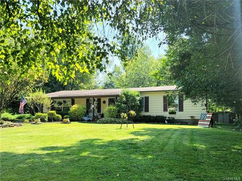 7 Apache Ln, Ferndale, NY 12734 photo 1