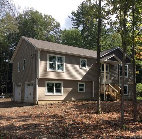 390 Fair Oaks Rd, Wallkill, NY 10940 photo 1