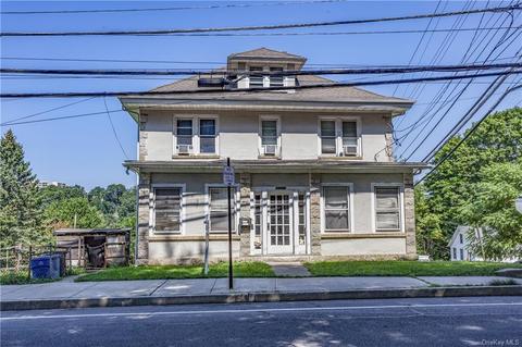 1518 Crompond Rd, Peekskill, NY 10566 photo 1
