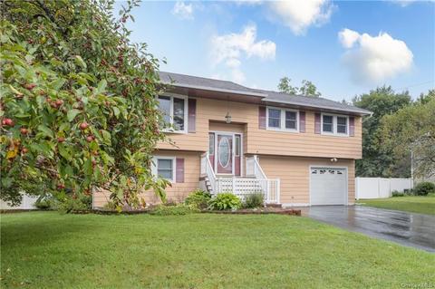 8 Jay Rd, Poughkeepsie, NY 12603 photo 1