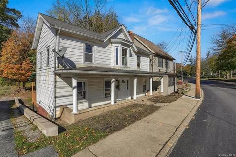 220 Main St, Cornwall, NY 12518 photo 1