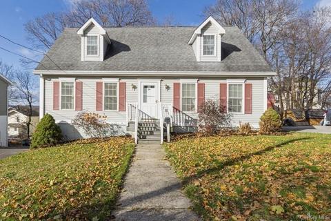 20 Radcliff Rd, Poughkeepsie, NY 12601 photo 1