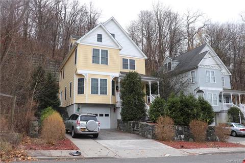 1329 Lincoln Ter, Peekskill, NY 10566 photo 1