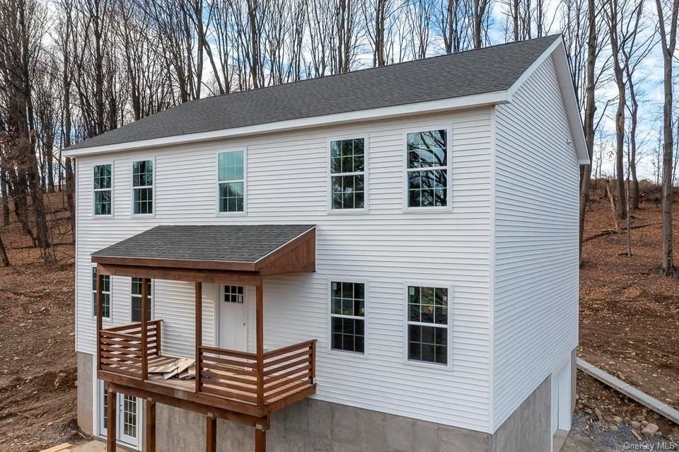 563 Lattintown Rd, Marlboro, NY 12542 19 Photos MLS 6157759 Movoto