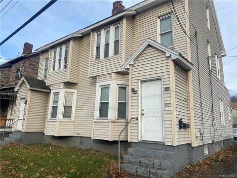421 Maple St, Poughkeepsie, NY 12601 photo 1