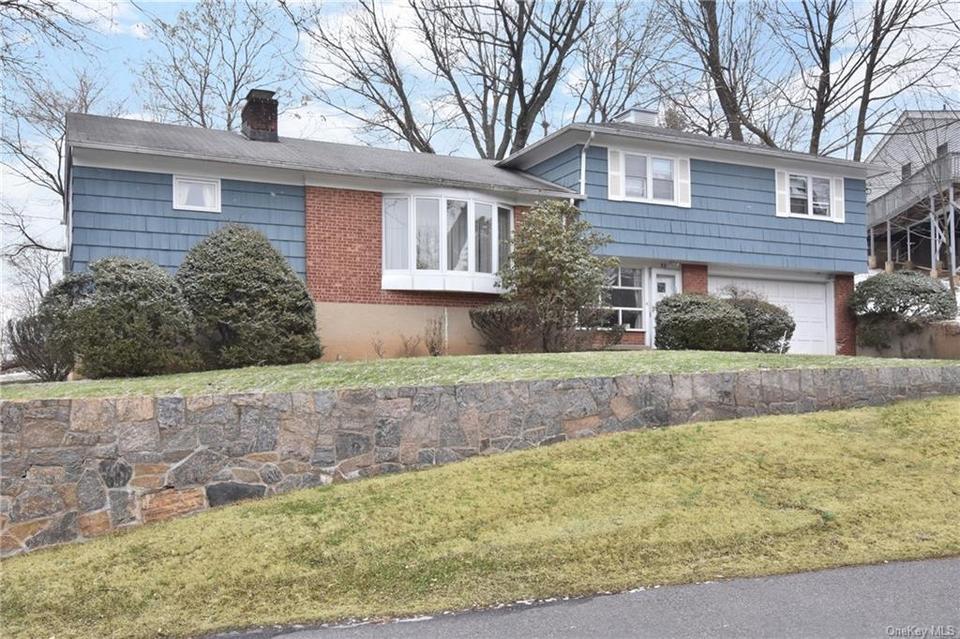 55 Roberts Ln, Yonkers, NY 10701 26 Photos MLS 6164831 Movoto