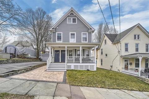 915 Elm St, Peekskill, NY 10566 photo 1