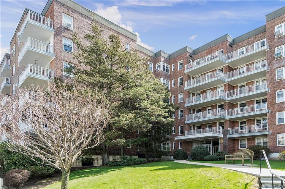 1255 North Ave 4V, New Rochelle, NY 10804 20 Photos MLS 6178092