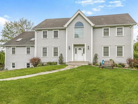 10 Roberta Ct, Mount Pleasant, NY 10595 photo 1