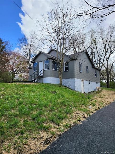 2 Rymph Blvd, Poughkeepsie, NY 12601 photo 1