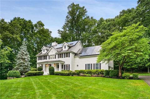 190 Evan Dr, Yorktown, NY 10562 photo 1