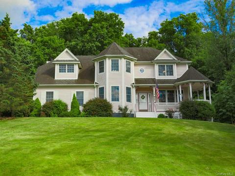 79 Coppergate Ln, Warwick, NY 10990 photo 1