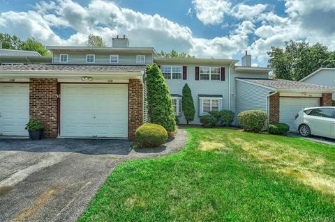 212 Eagleton Dr, Monroe, NY 10950 photo 1