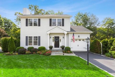 15 Louis Ct, Peekskill, NY 10566 photo 1