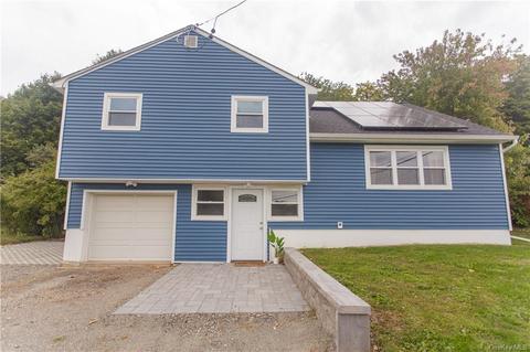 17 Riverview Dr, Fishkill, NY 12524 photo 1