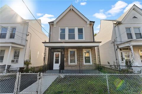 842 E 229th St, Bronx, NY 10466 photo 1