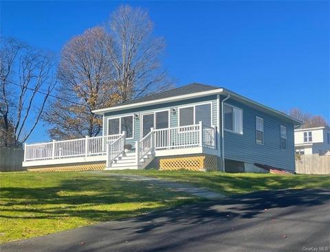 29 Champlain Dr, Kent, NY 10512 photo 1