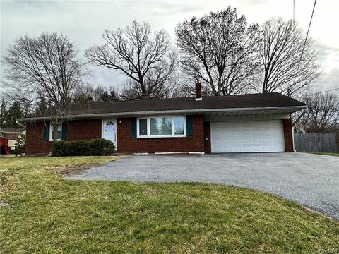 92 Spackenkill Rd, Poughkeepsie, NY 12603 photo 1