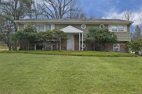 109 E Willow Tree Rd, Ramapo, NY 10977 photo 1