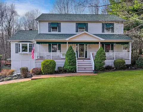 27 Edward Pl, Monroe, NY 10950