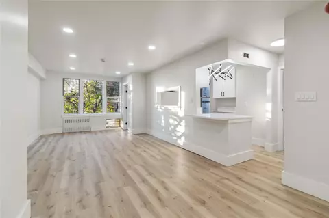 2385 Barker 5u Ave, New York, NY 10467