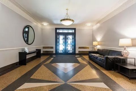 405 W 57th St #4C, New York, NY 10019