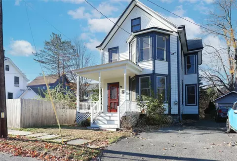 33 Linderman Ave, Kingston, NY 12401