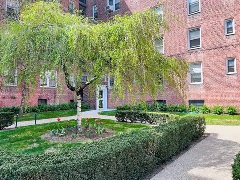 5639 Netherland Ave #6B, New York, NY 10471